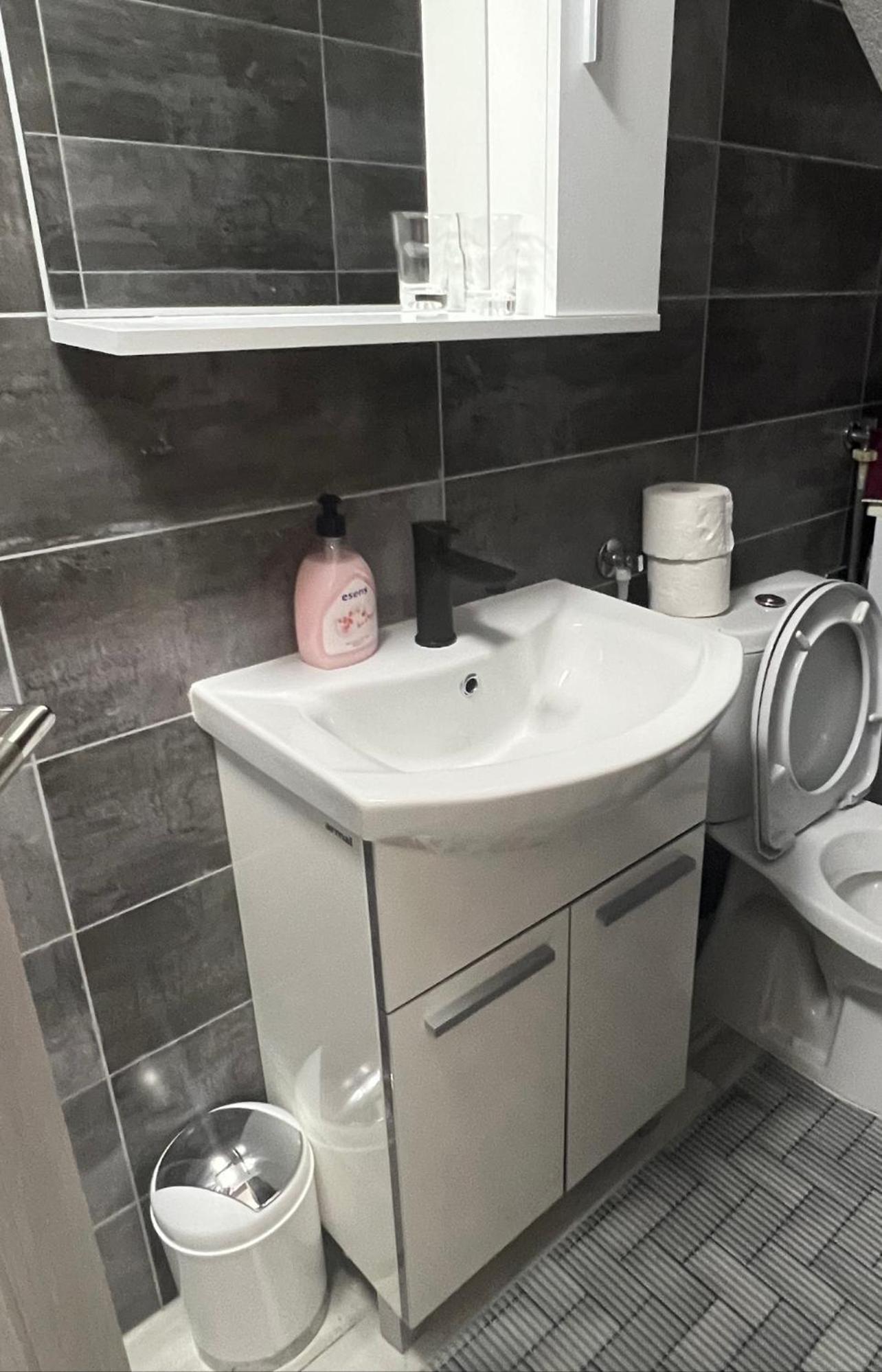 Apartments Linic ニン エクステリア 写真